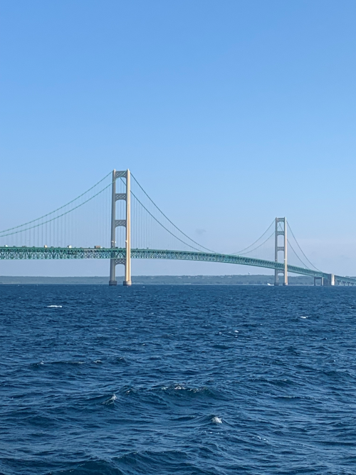 A picture of the Mackinac Bridge